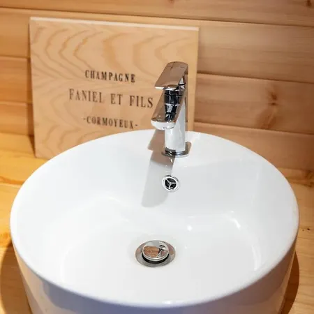 Apartamento Nuit Insolite : Tonneau Enchanté *